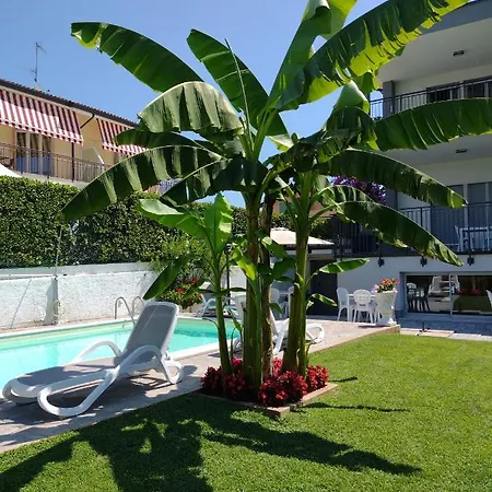 Da Mirella 4*
