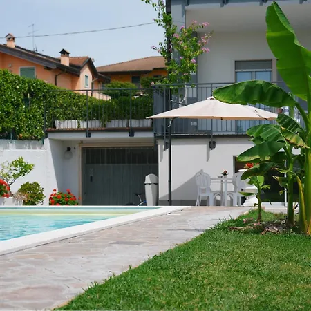 Pensión Da Mirella Lazise