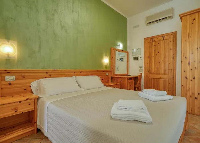 Da Mirella Pensjonat 4*